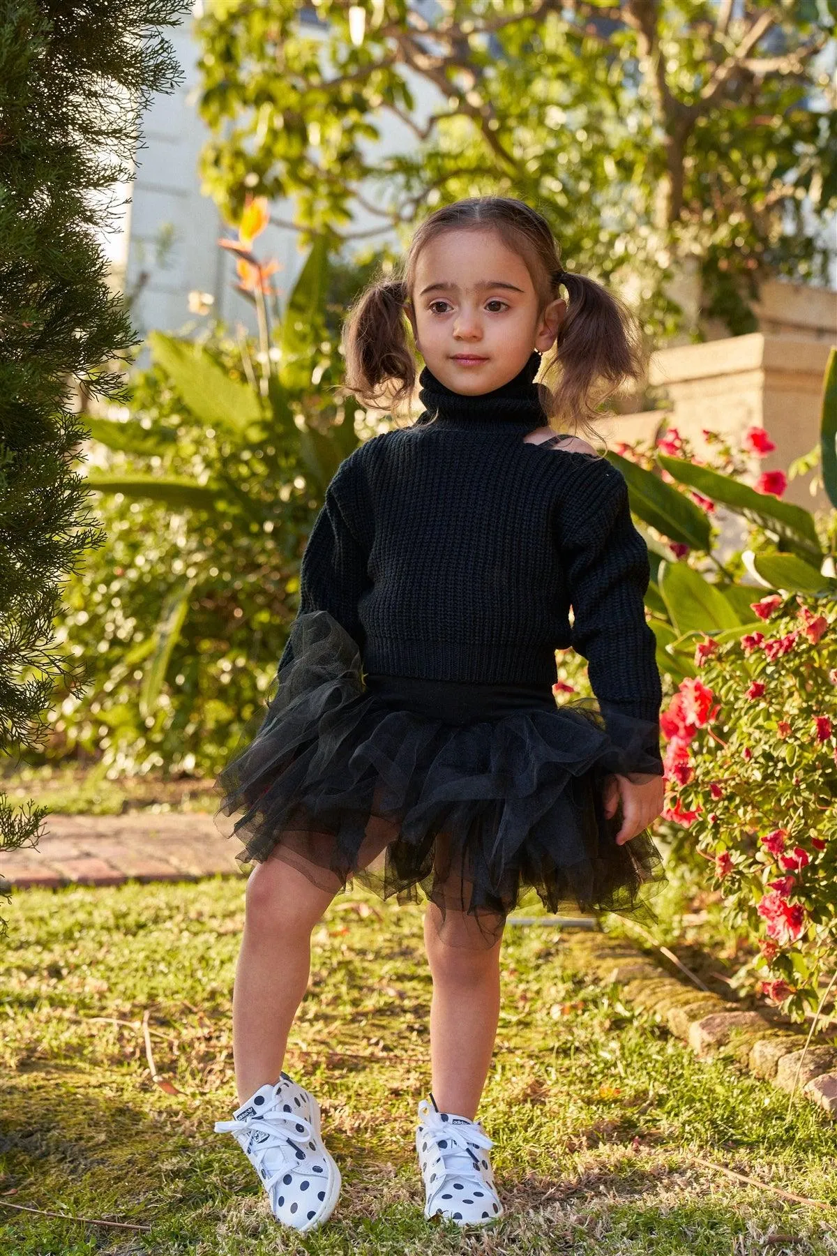 Girls Black Ribbed Knit Cut-Out Shoulder Detail Long Balloon-Y Sleeve Turtleneck Sweater /1-2-2-1-1