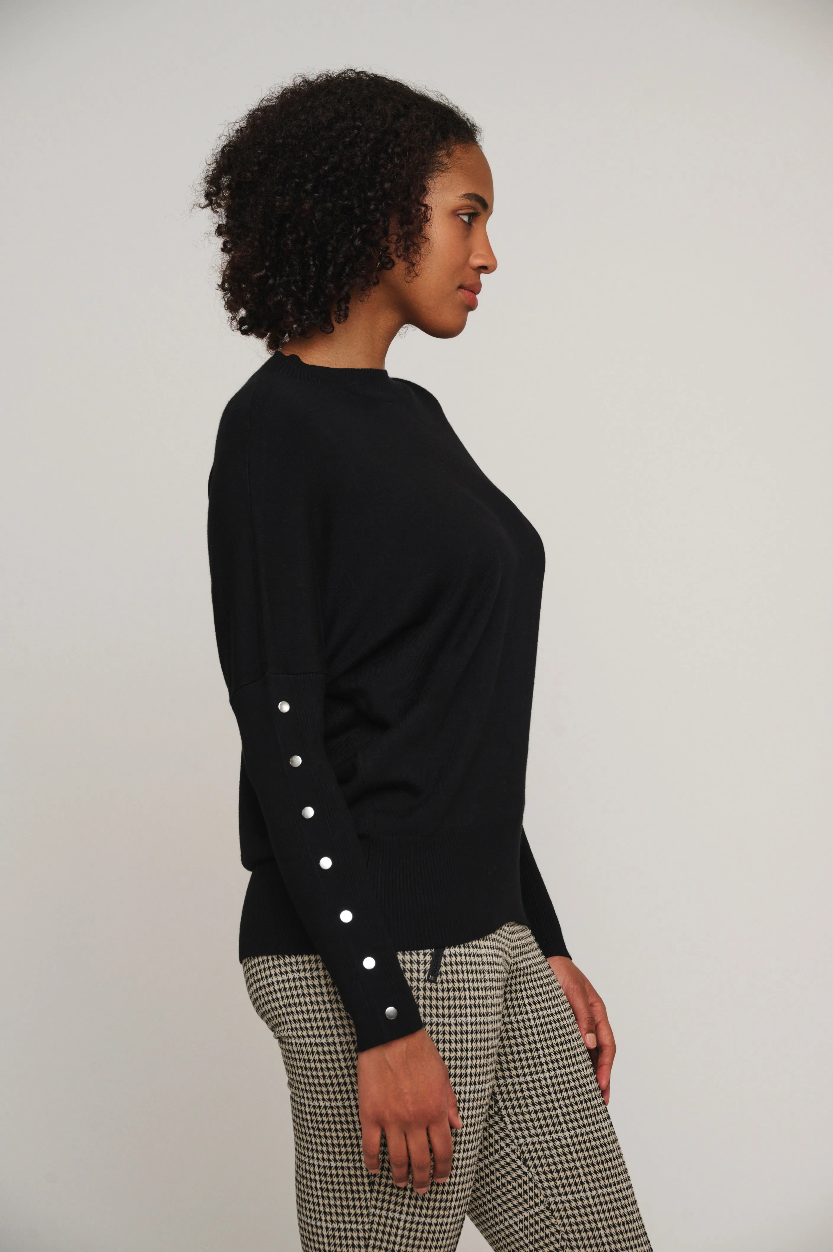 Hinke black boxy sweater with button detail