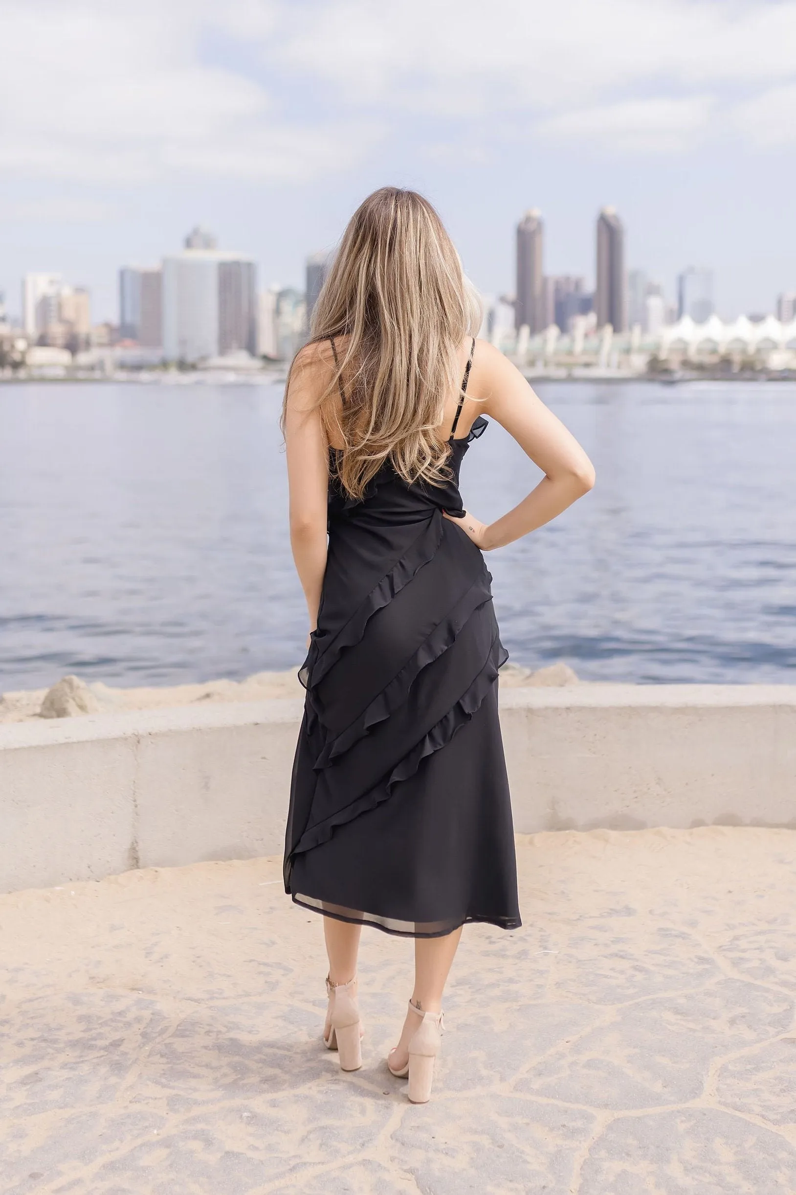 Kimber Sleeveless Ruffle Midi Dress Black