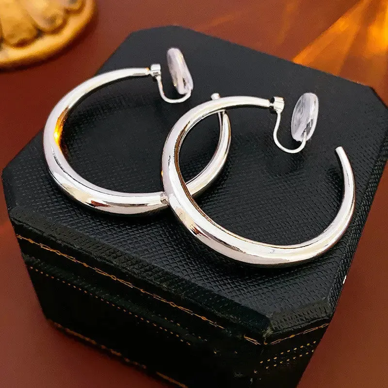 Niche Exaggerated Cold Style Metal Circle Earrings