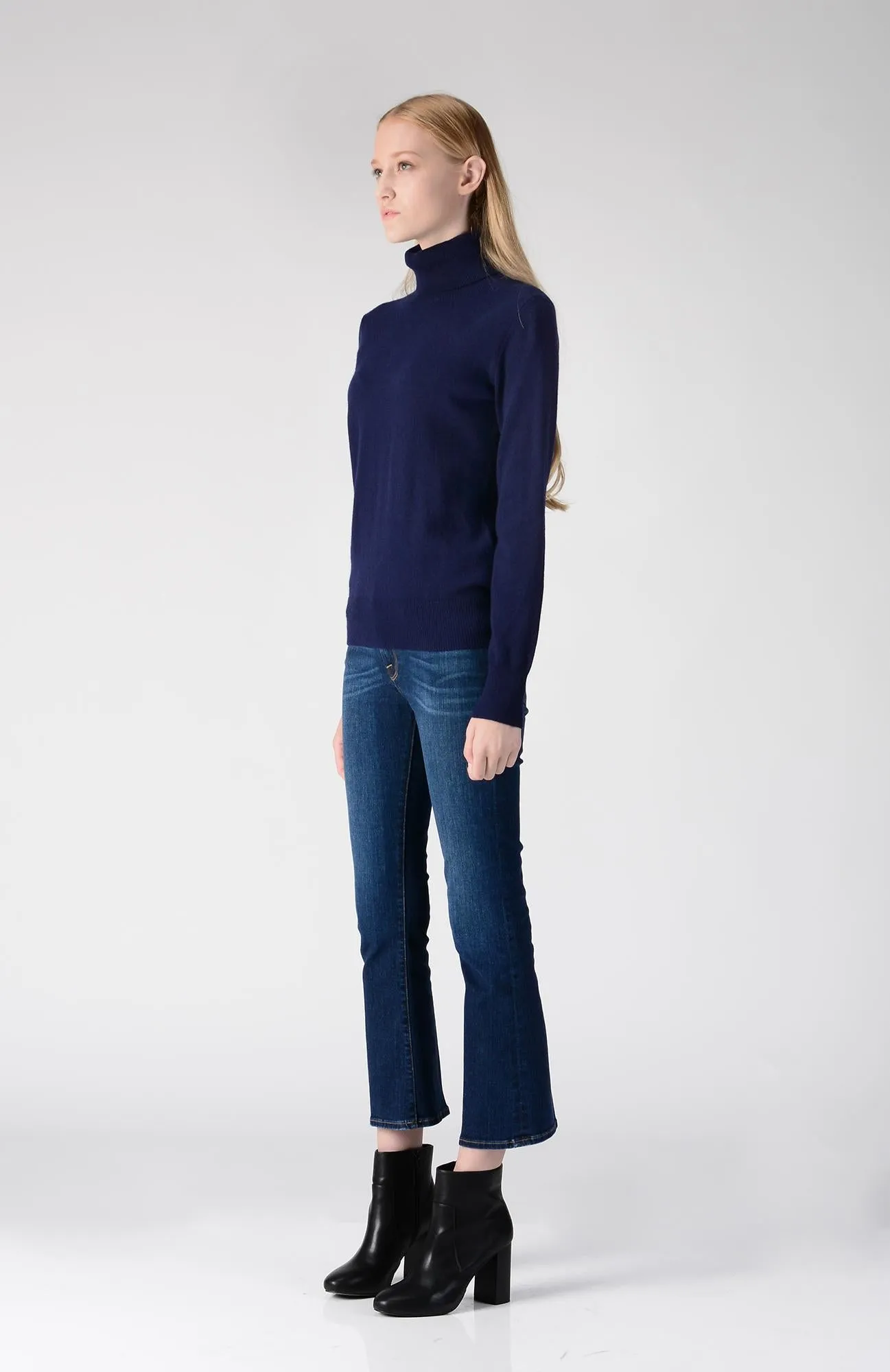 Turtleneck Slimfit Sweater_Navy