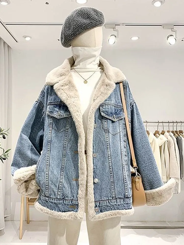 Winter Thicken Denim Jacket Women Loose Casual Warm Jeans Coats Street Wear Fur Collar Long Sleeves Female Clothes